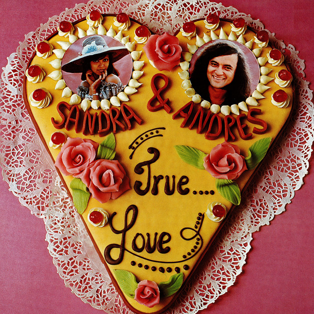 Sandra & Andres - Aime-moi (love Me)