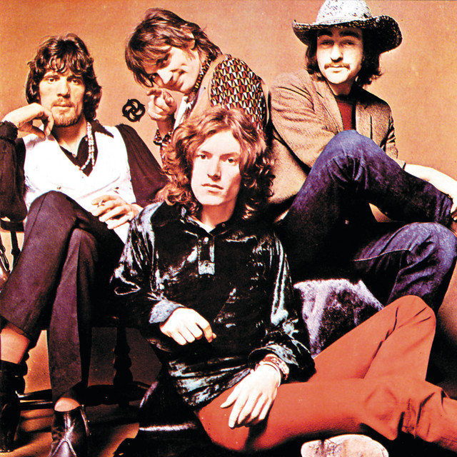 Traffic - Here We Go Round The Mulberry Bush